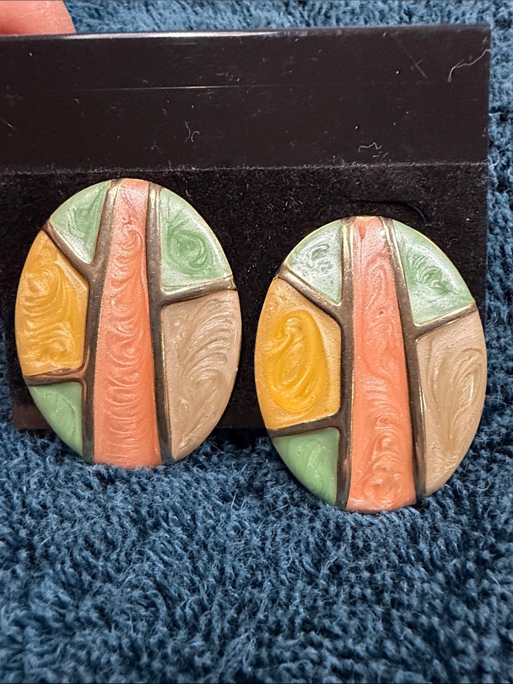 VTG Enamel Clip Earrings